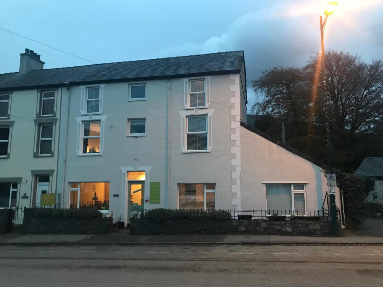 Glyn Afon Hotel Caernarfon Kültér fotó